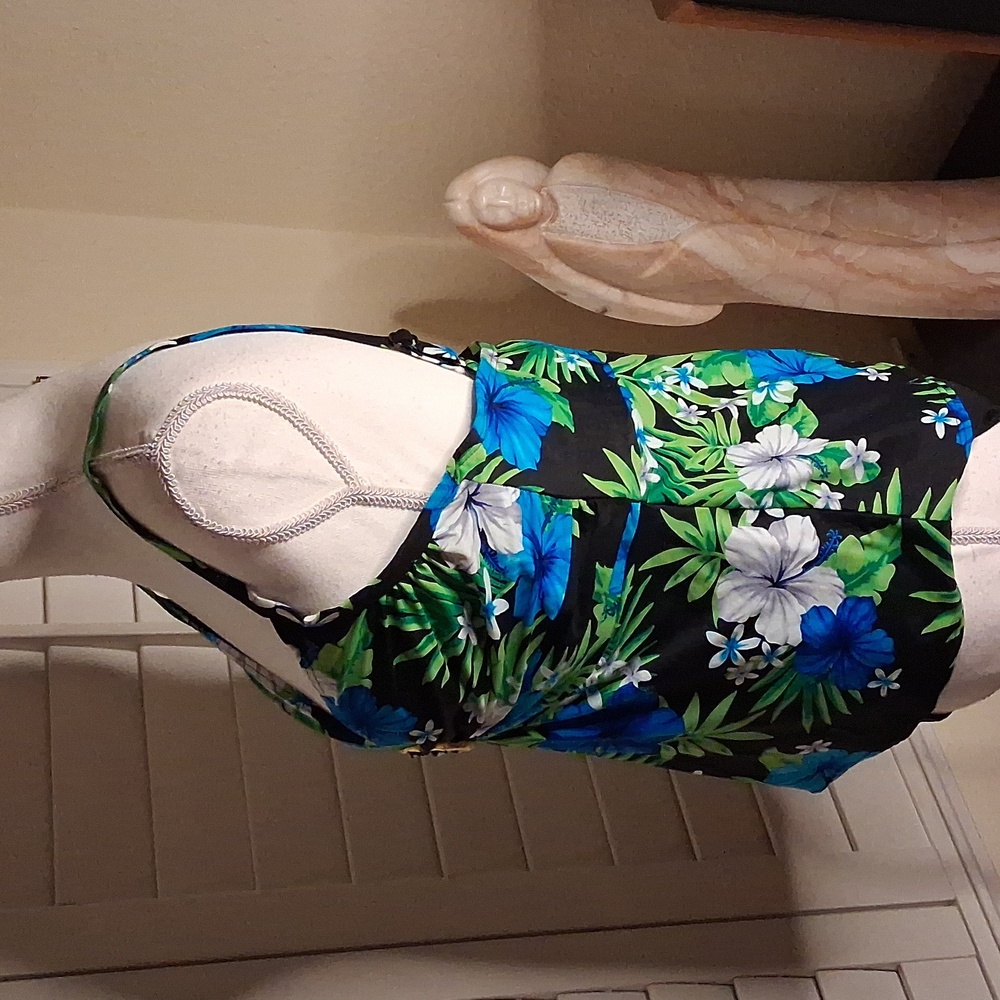 💙👙Coco Reef Blue, Green, White & Black Floral Tankini 2 Piece Swim Suit SZ 38D - Picture 2 of 7